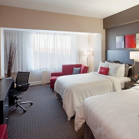 Armon Plaza Montreal Airpt, Trademark Collection By Wyndham Exteriér fotografie