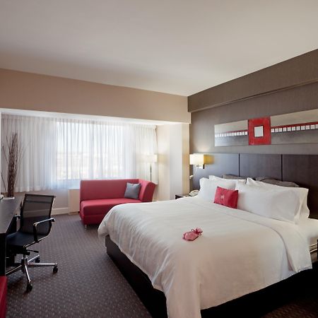 Armon Plaza Montreal Airpt, Trademark Collection By Wyndham Exteriér fotografie
